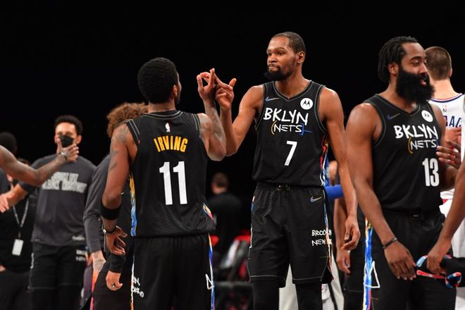 意媒：小法以后留在意甲可能性不大，大概率会前往巴萨或曼城（意媒：小法意甲前景不乐观，或转投巴萨或曼城）