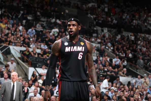 官方：韩国裁判组将执法申花vs神户胜利船，金钟赫担任主裁判（官方确认：韩国裁判组吹罚申花对阵神户胜利船，金钟赫任主裁）