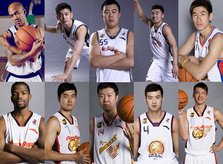 东里状态低迷，合计3中0+1失误（东里手感冰凉：3投0中外加1次失误）