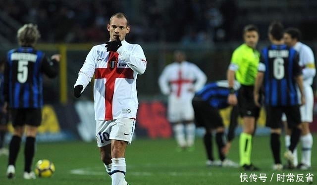 足球曝巴黎双星关系紧张，更衣室氛围引担忧（传巴黎双核不睦，更衣室气氛堪忧）