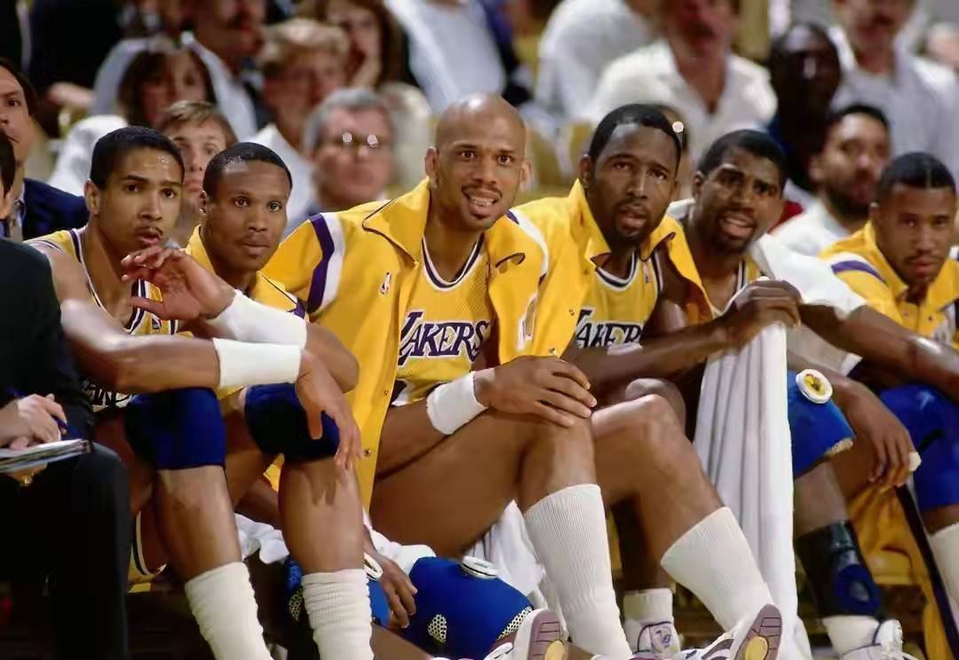 回归法甲？坎特回应加盟巴黎FC传闻：一切皆有可能（重返法甲？坎特谈巴黎FC传闻：不排除任何可能性）