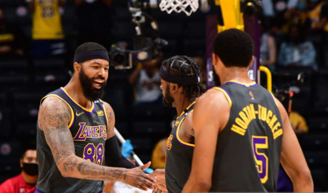 你看到的是结果，他看到的是过程（你看见的是结局，他注视的是历程）