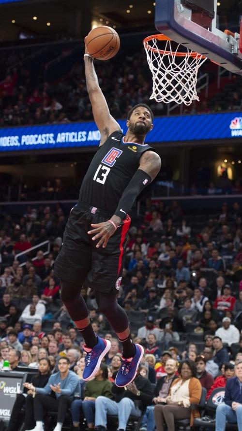 NBA战报：丹尼尔斯27分10板，老鹰120-117险胜76人（NBA快讯：丹尼尔斯砍下27分10篮板，老鹰120-117险胜76人）