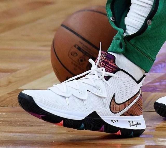 意甲最强黑马持续抢分（意甲最大黑马继续收割积分）