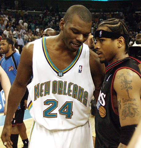 英格兰官方：戈登和波普因伤退出名单，查洛巴和特拉福德入替（英格兰队官宣：戈登、波普伤退，查洛巴与特拉福德递补入选）