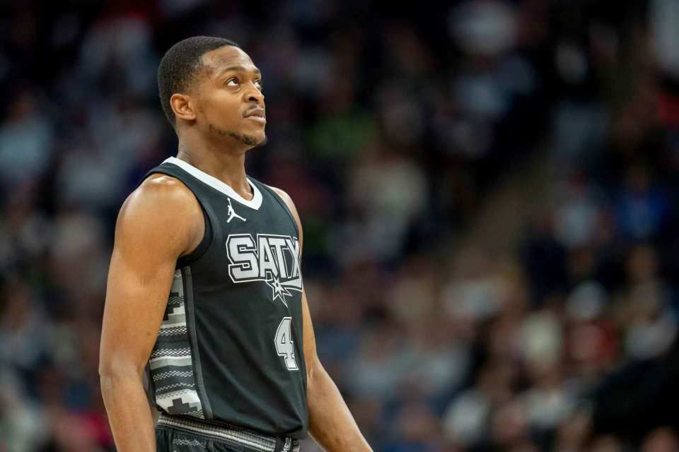 NBA精彩回放：湖人绝杀凯尔特人,（NBA经典瞬间：湖人压哨绝杀凯尔特人）