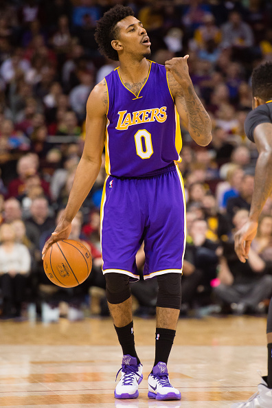 佩雷拉：离开曼联时我不想和滕哈格谈话，我想踢更多比赛（佩雷拉：离队曼联时不愿与滕哈格沟通，只想争取更多出场时间）