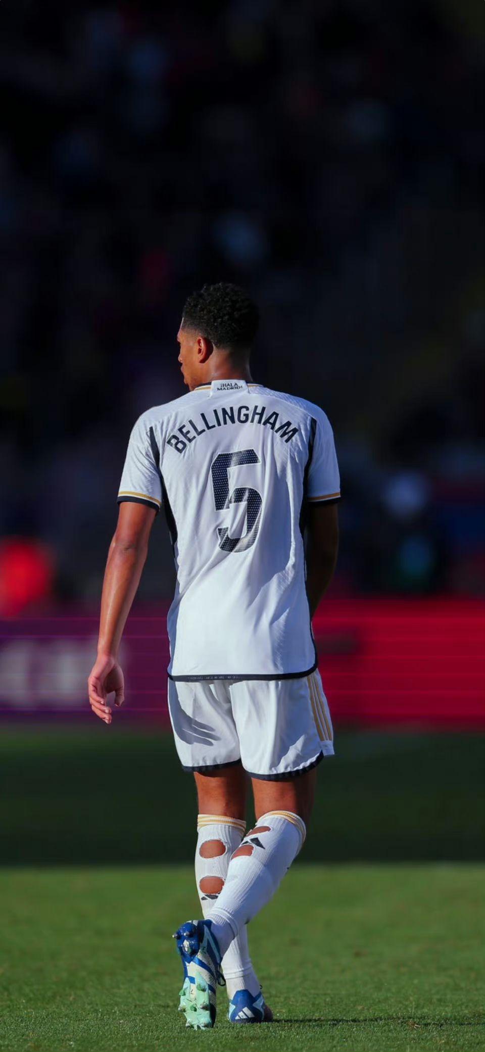 键盘侠｜詹姆斯1v9梦回骑士1.0时期！这状态能打到50岁&其他人醒醒（键盘侠：詹姆斯1打9梦回骑士1.0！这状态能打到50岁，其他人醒醒）